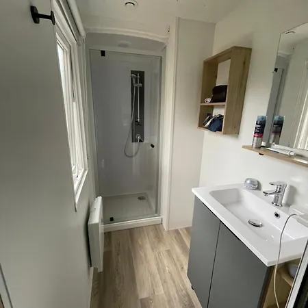 Mobil-home Les Charmettes 4 Etoiles