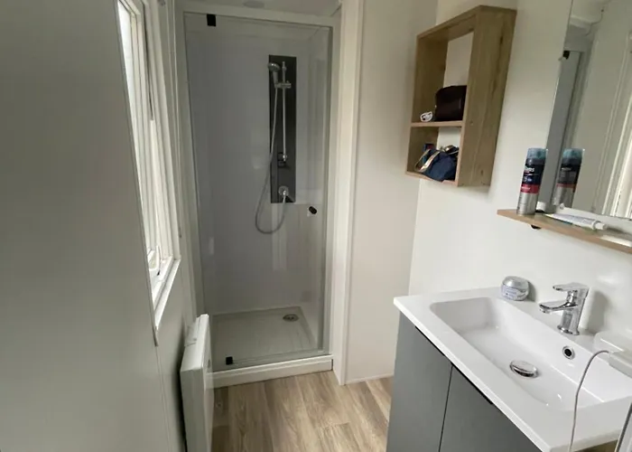 Mobil-home Les Charmettes 4 Etoiles