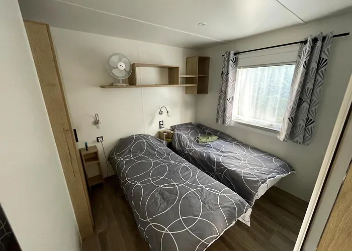 Mobil-home Les Charmettes 4 Etoiles Кемпинг Ле-Мат